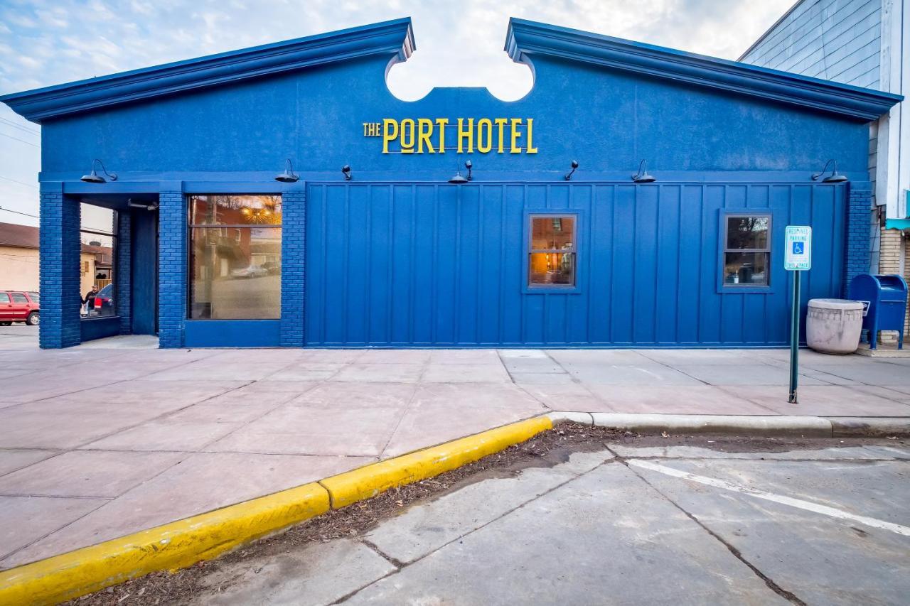 The Port Of Prescott Boutique Hotel ภายนอก รูปภาพ