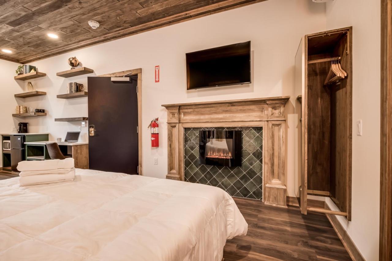 The Port Of Prescott Boutique Hotel ภายนอก รูปภาพ