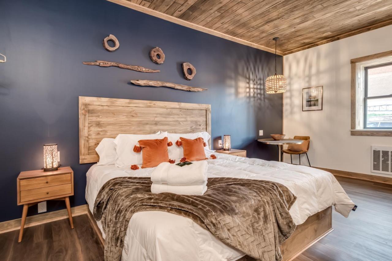 The Port Of Prescott Boutique Hotel ภายนอก รูปภาพ