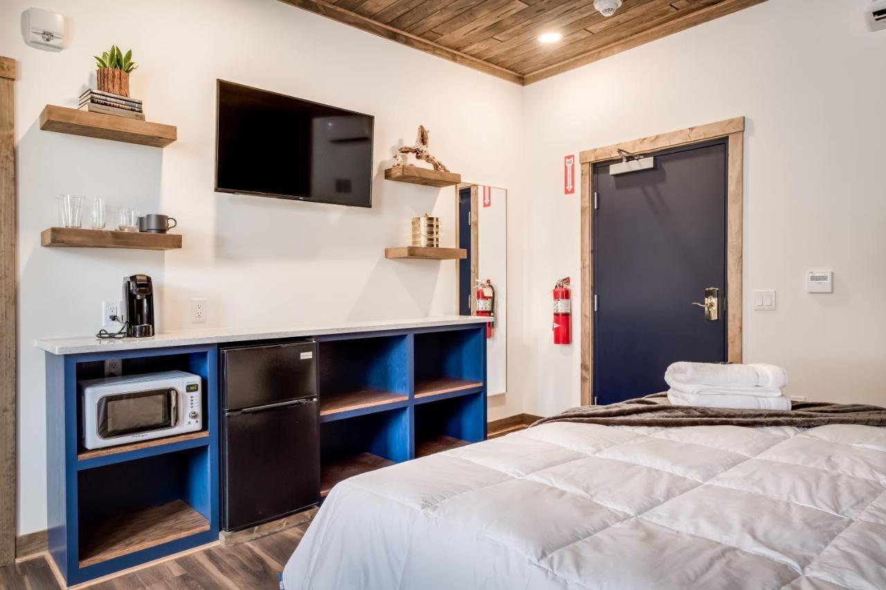 The Port Of Prescott Boutique Hotel ภายนอก รูปภาพ