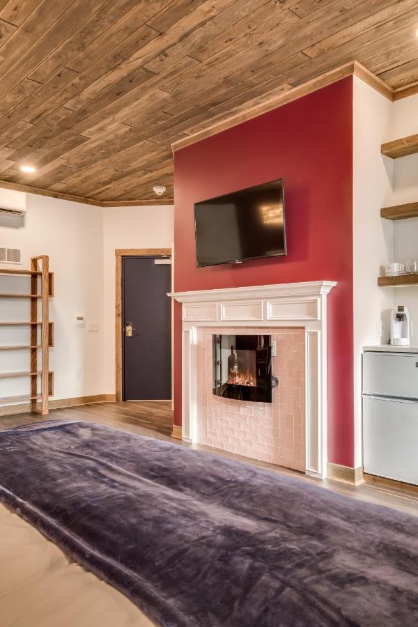 The Port Of Prescott Boutique Hotel ภายนอก รูปภาพ