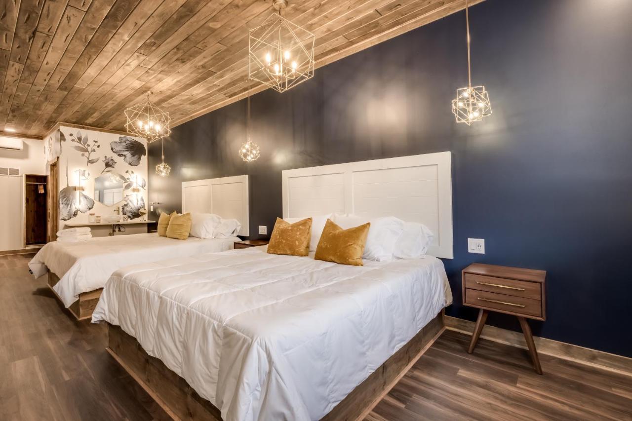 The Port Of Prescott Boutique Hotel ภายนอก รูปภาพ